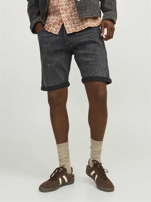 Short JACK &amp; JONES JJICHRIS JJWOOD SHORTS GE 815